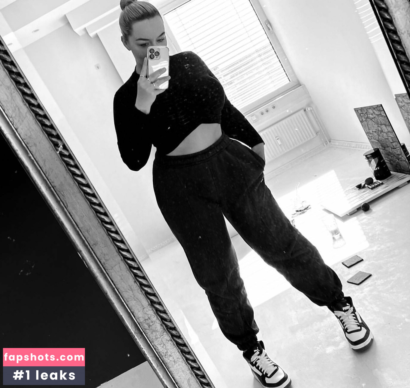 Anna Schmidti gallery photo #31