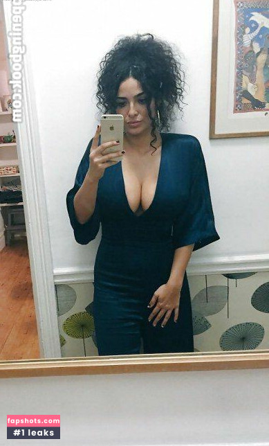 Anna Shaffer gallery photo #9