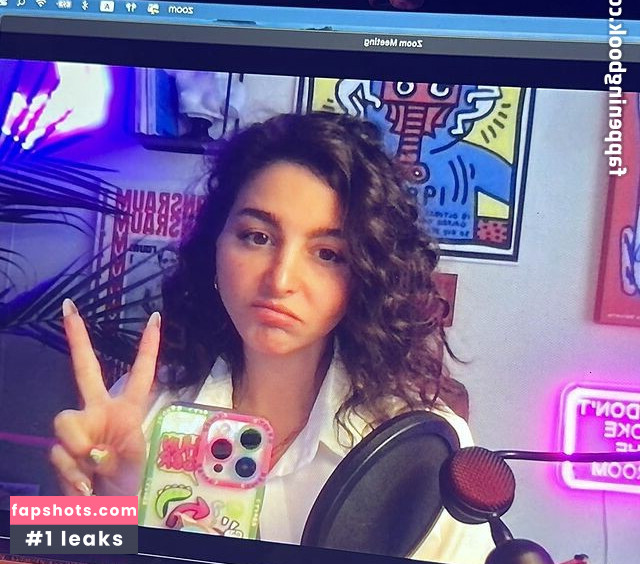 Anna Slatz gallery photo #4