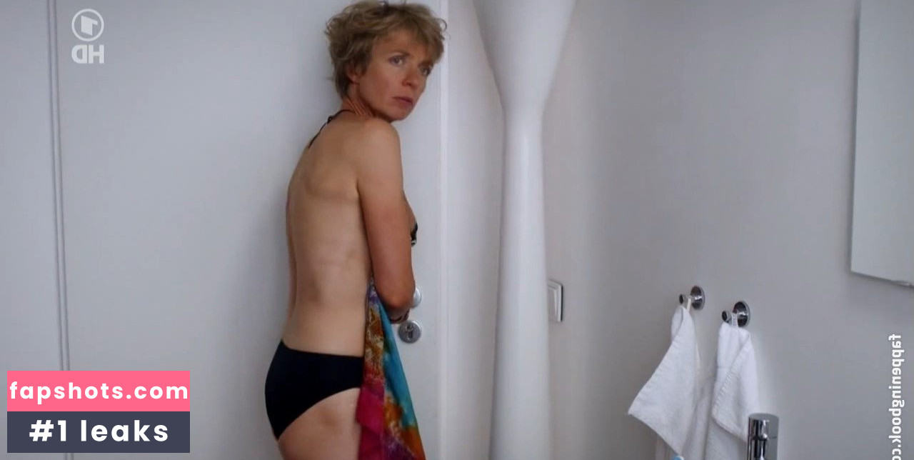 Anna Stieblich gallery photo #4