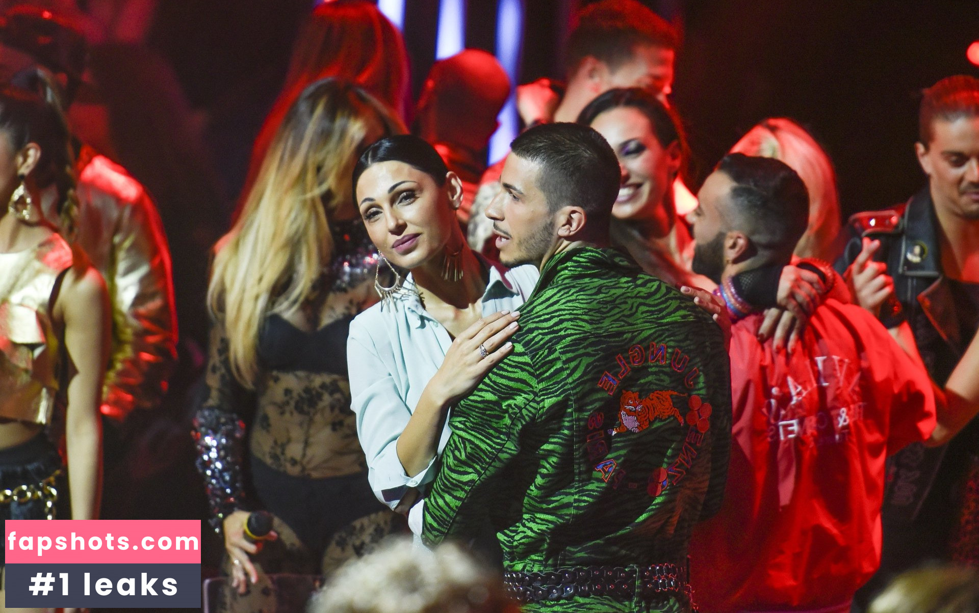 Anna Tatangelo gallery photo #37