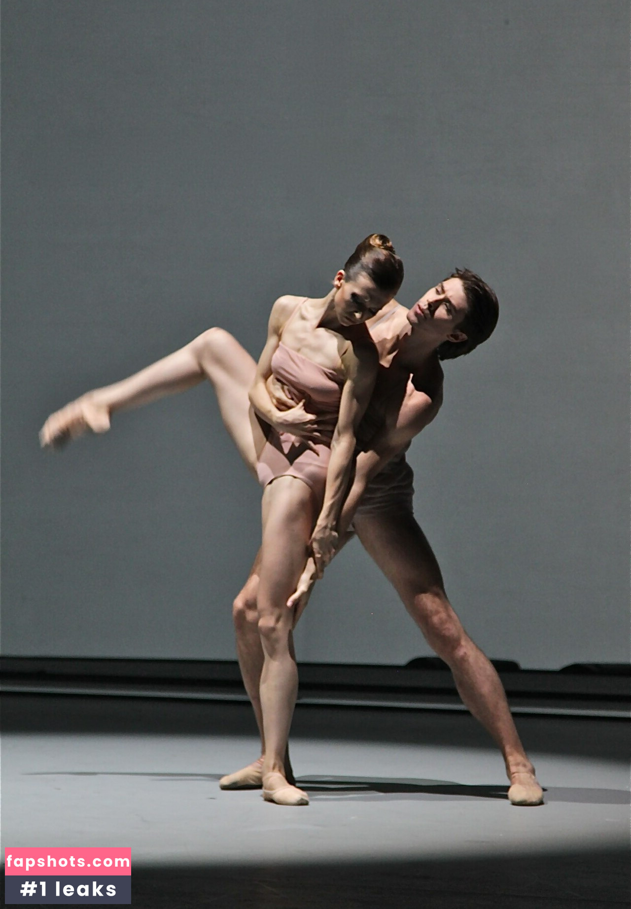 Anna Tikhomirova Filtración Desnuda OnlyFans Foto #8 - Fapshots