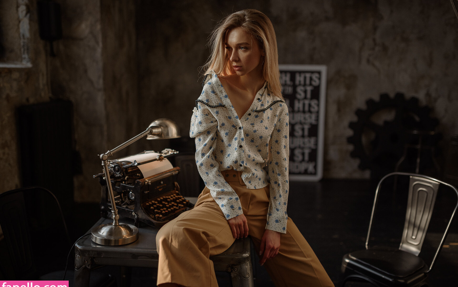 anna-tsaralunga gallery photo #1122