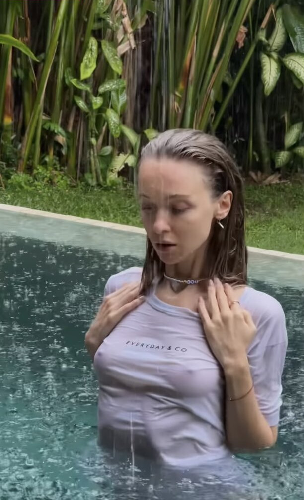 anna-tsaralunga gallery photo #1269