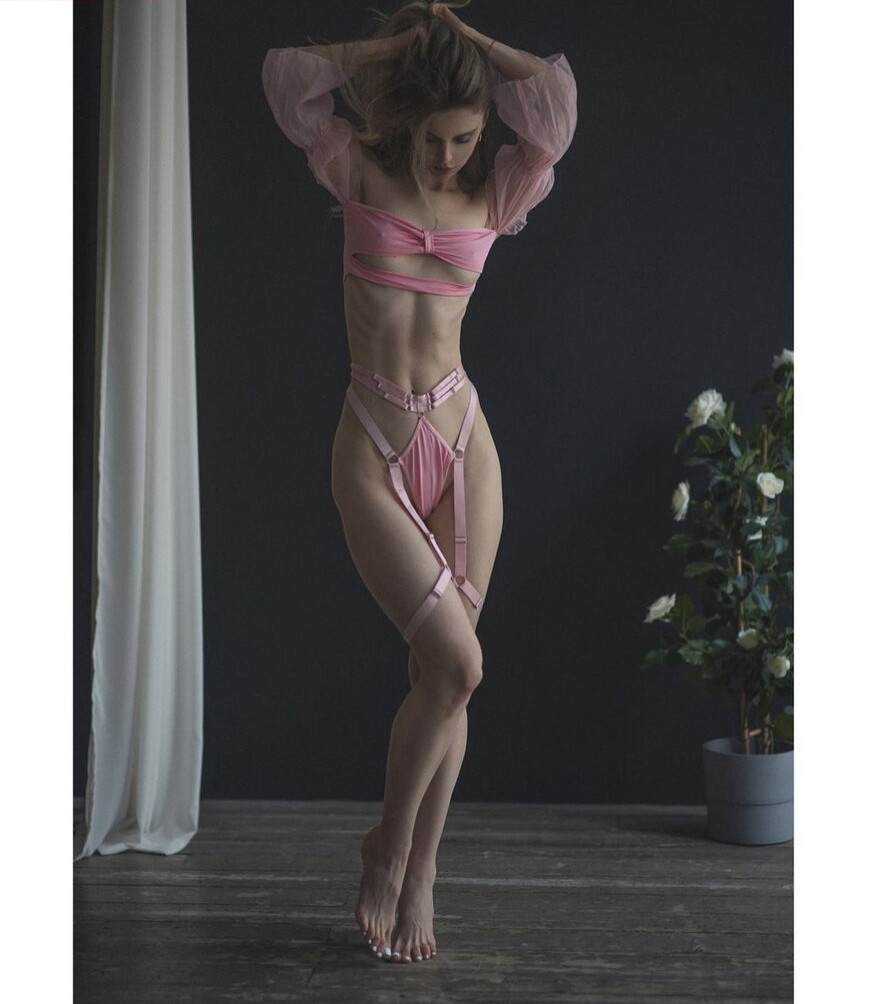 anna-tsaralunga gallery photo #1437