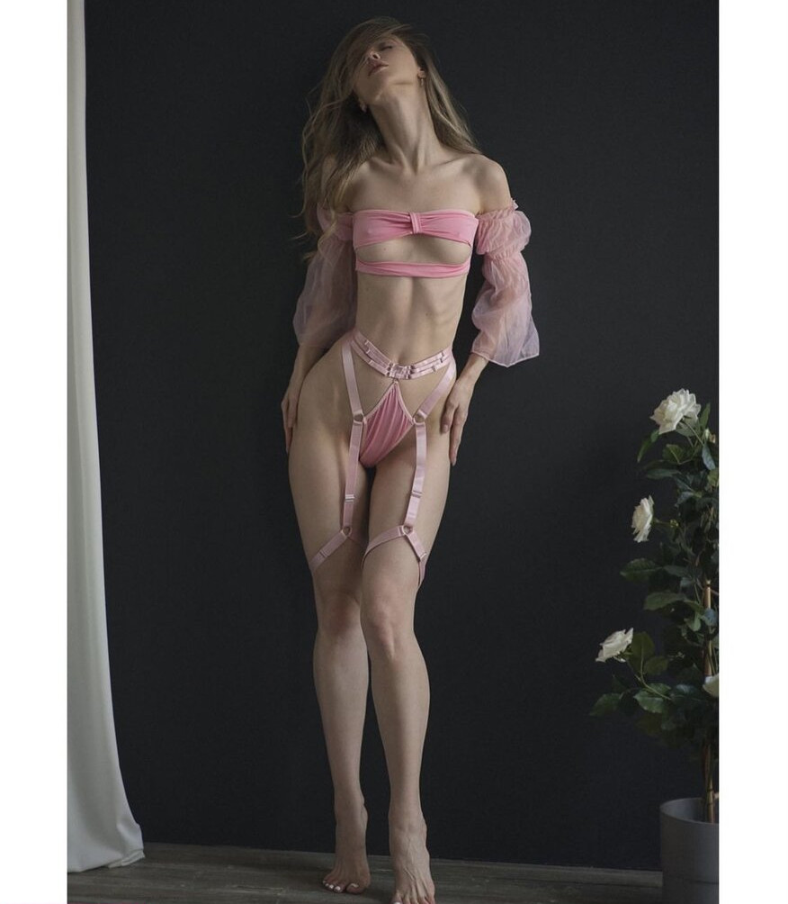 anna-tsaralunga gallery photo #1438