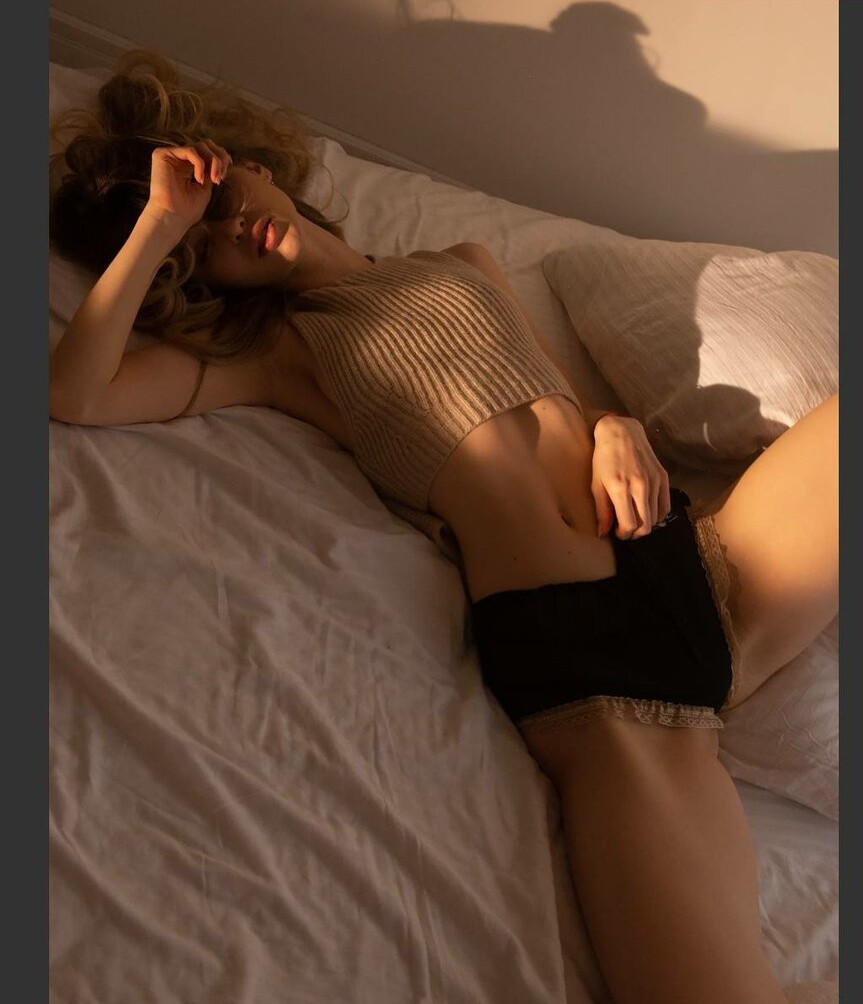 anna-tsaralunga gallery photo #1446