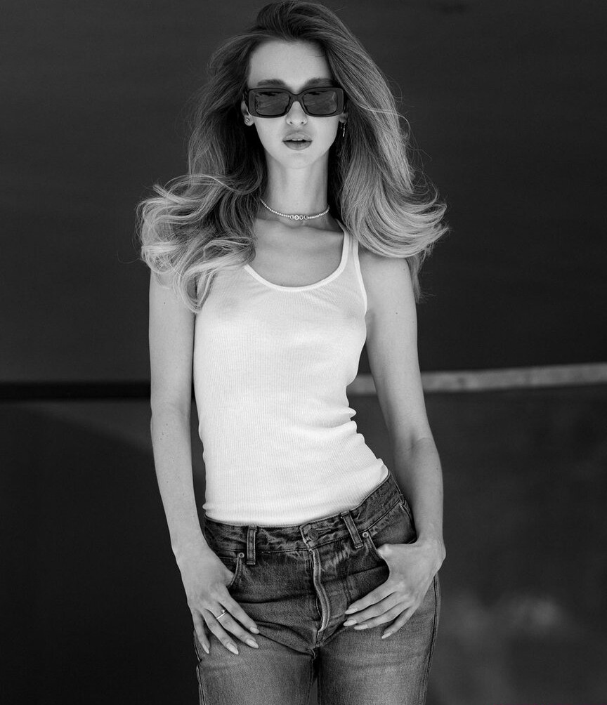 anna-tsaralunga gallery photo #1549