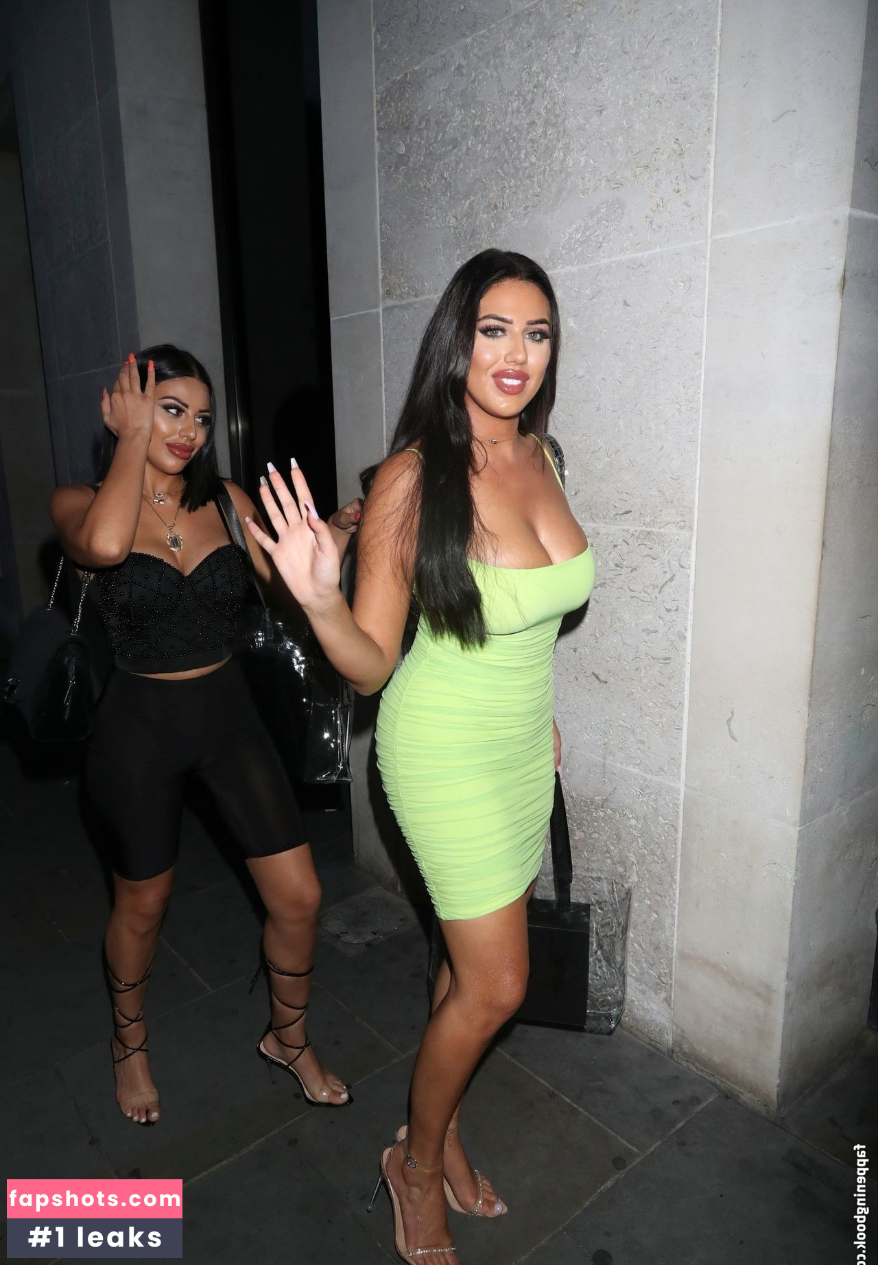 Anna Vakili gallery photo #40