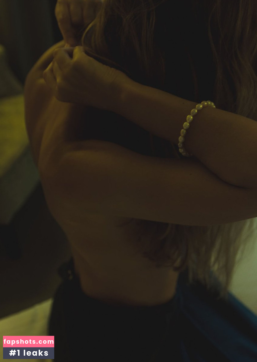 Anna Venice gallery photo #5