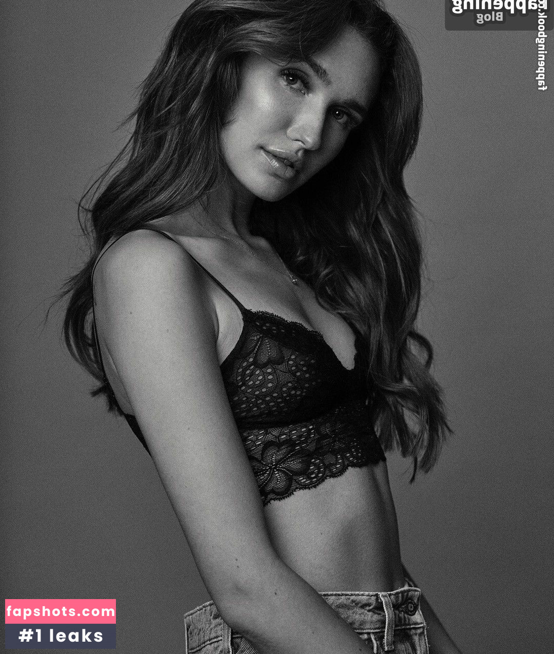 Anna Wilken gallery photo #5