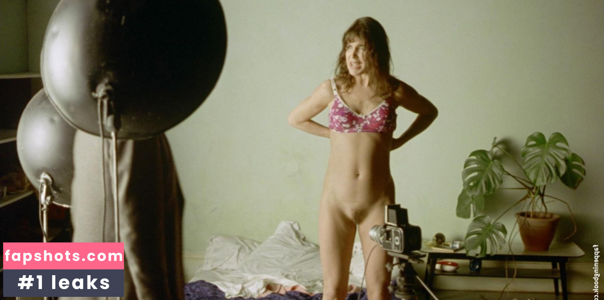 Annabel Brooks gallery photo #17