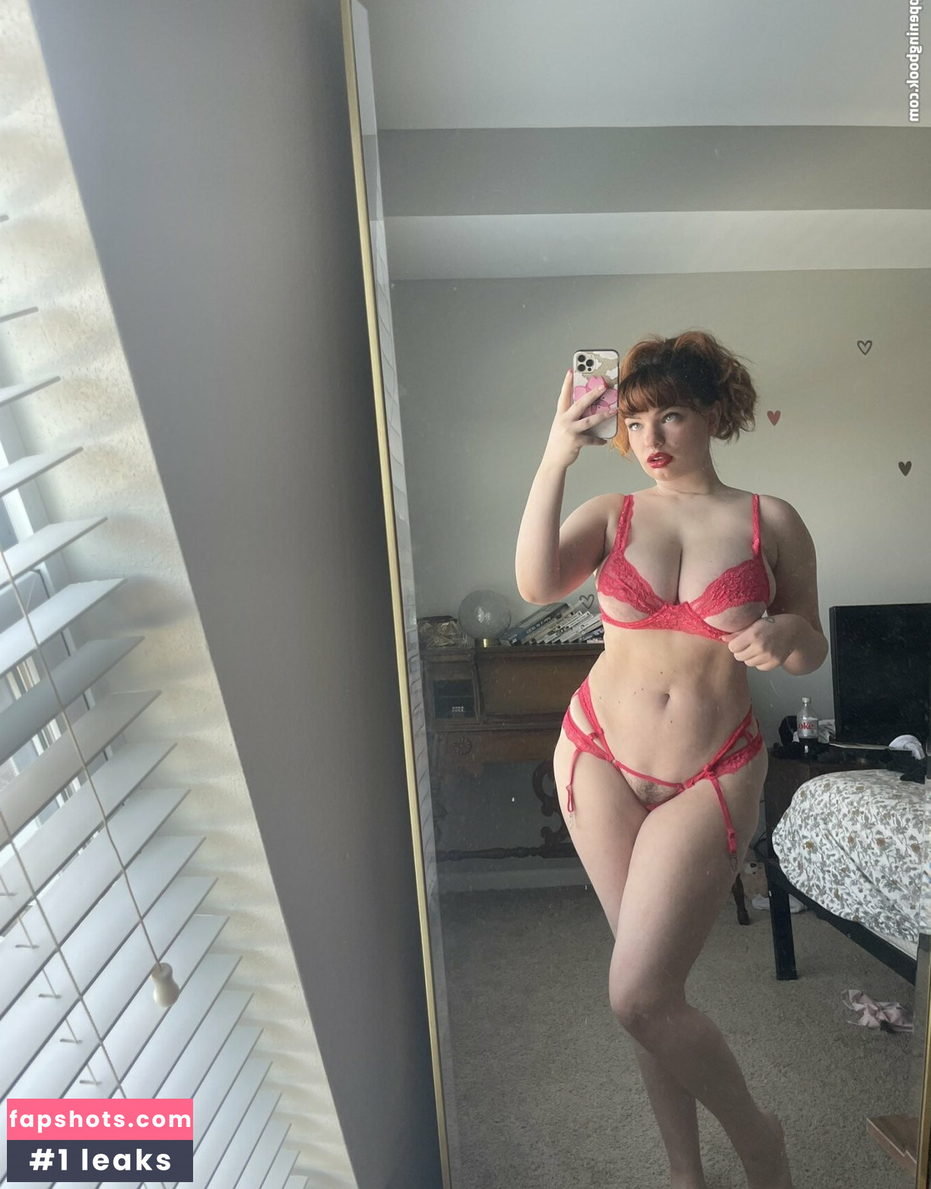 Annabel Redd gallery photo #116