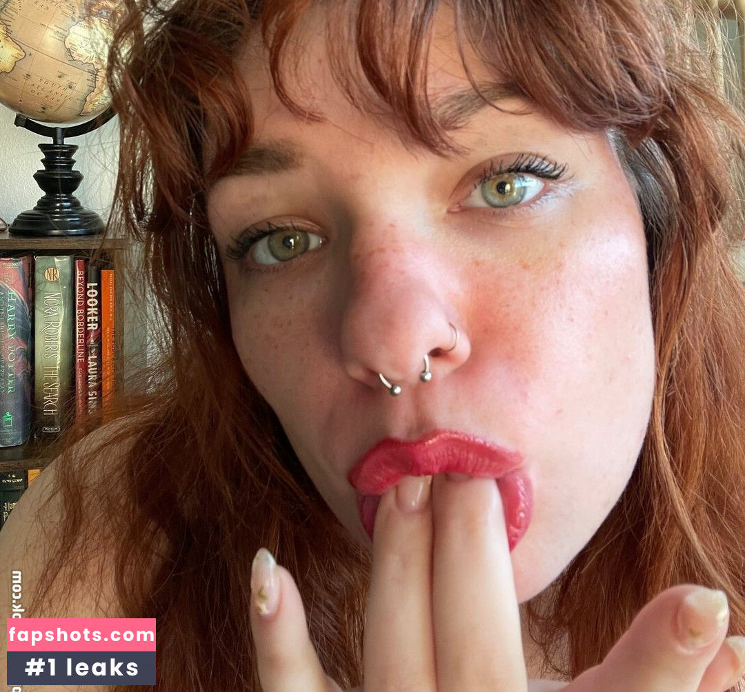 Annabel Redd gallery photo #127