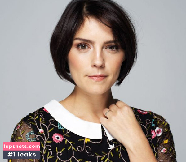 Annabel Scholey Nude Leaks OnlyFans Photos #6 - LeakJerk