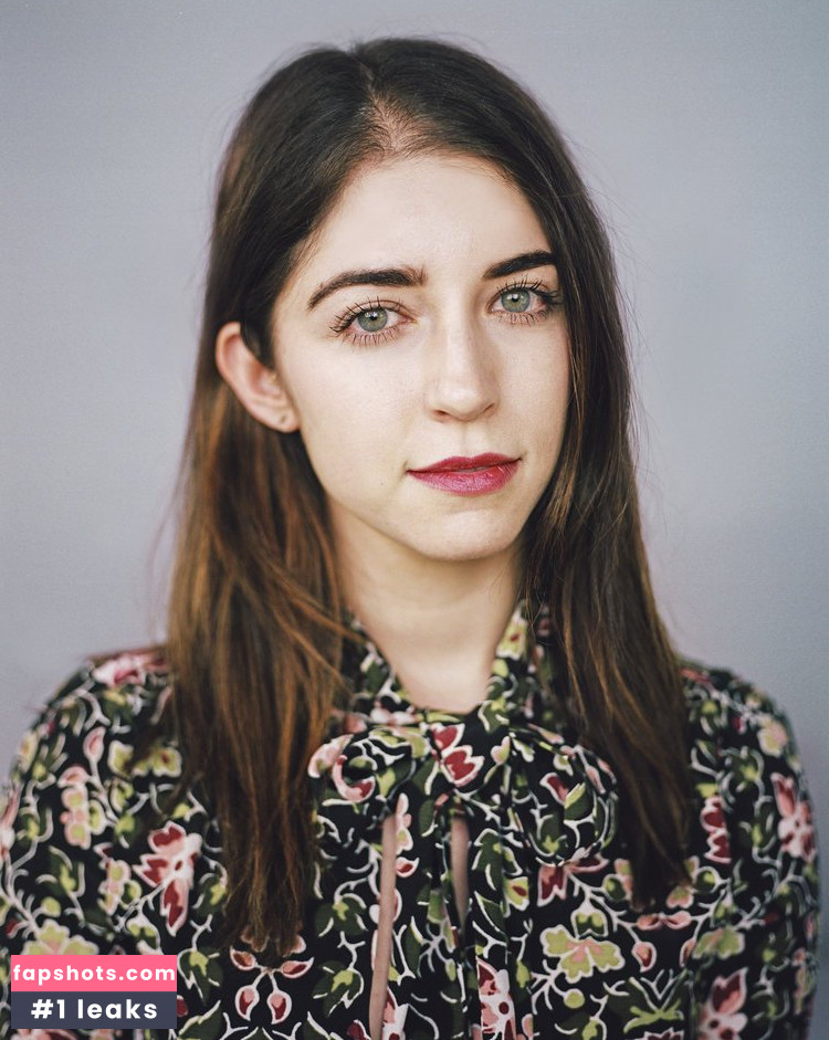 Annabelle Attanasio nude babe gallery