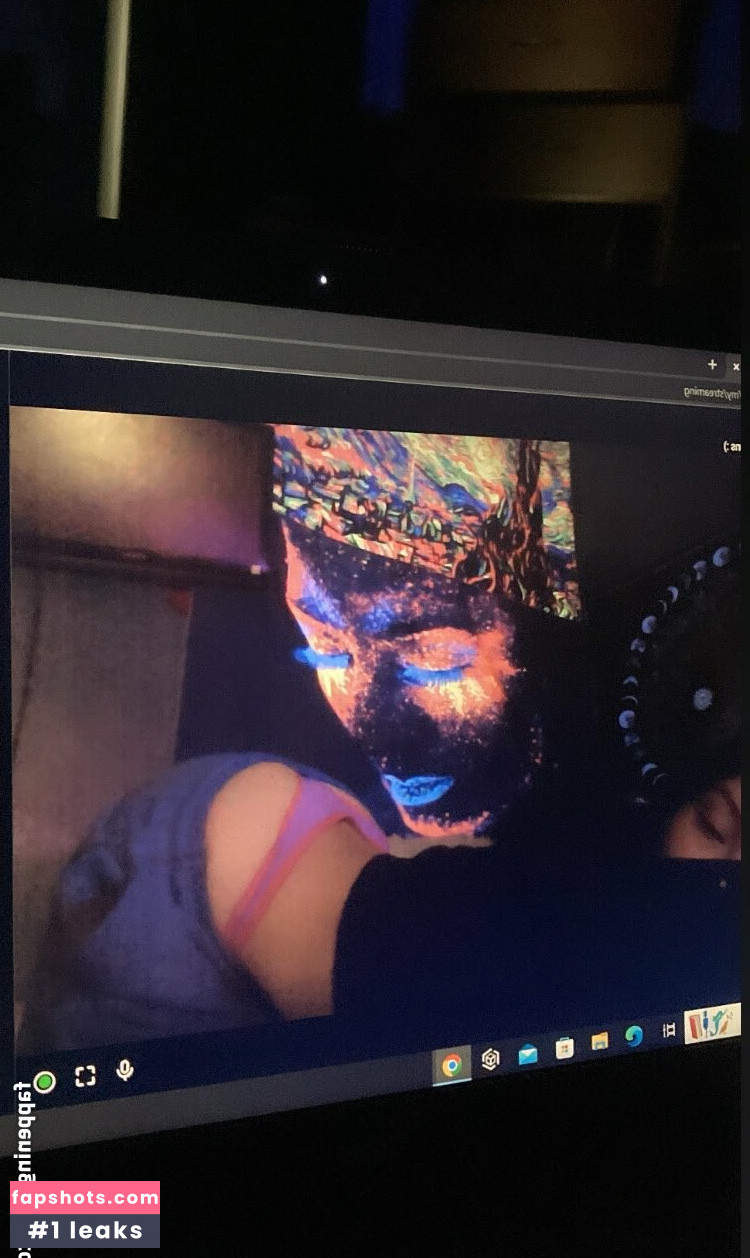 AnnabelleKss nude babe gallery