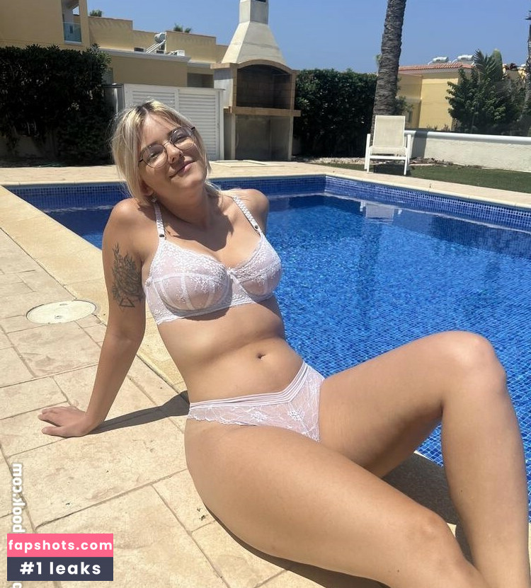 annablum gallery photo #6