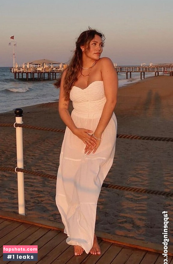 Annamaria Damm gallery photo #20