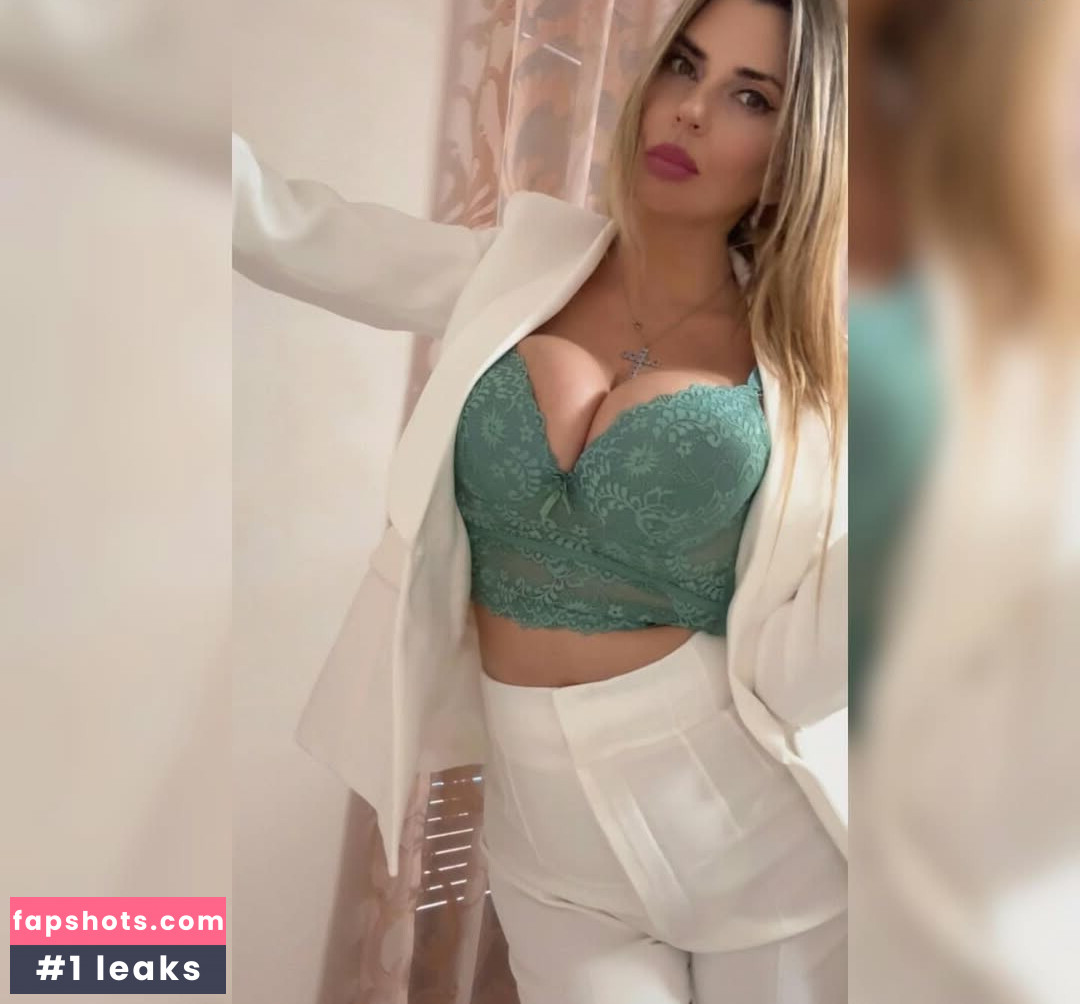 annariano14 Filtración Desnuda OnlyFans Foto #8 - Fapshots