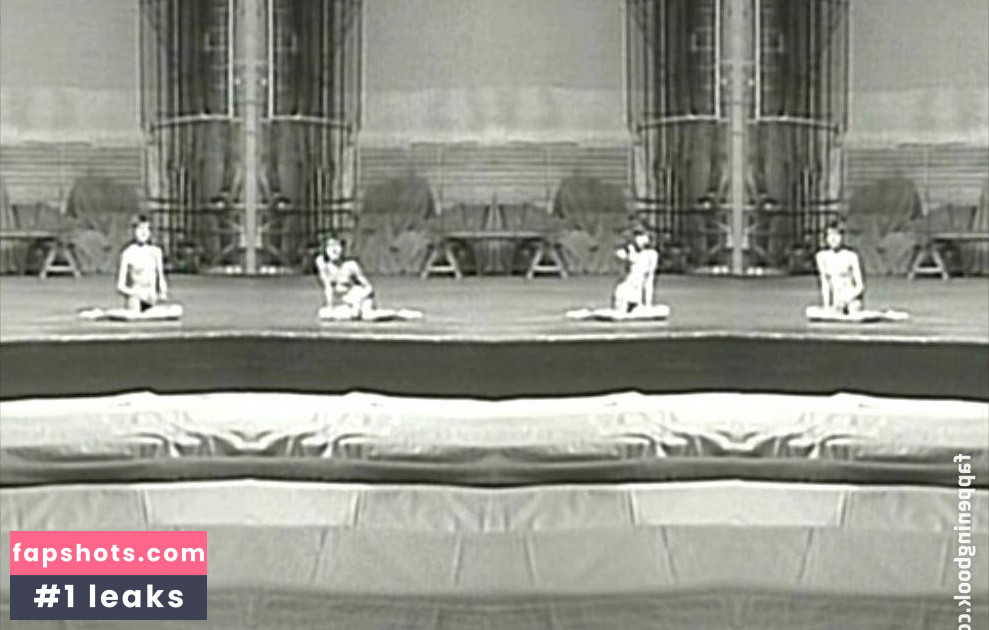 Anne Bennent gallery photo #24