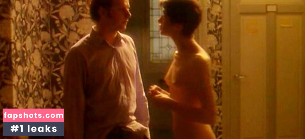 Anne Brochet gallery photo #22