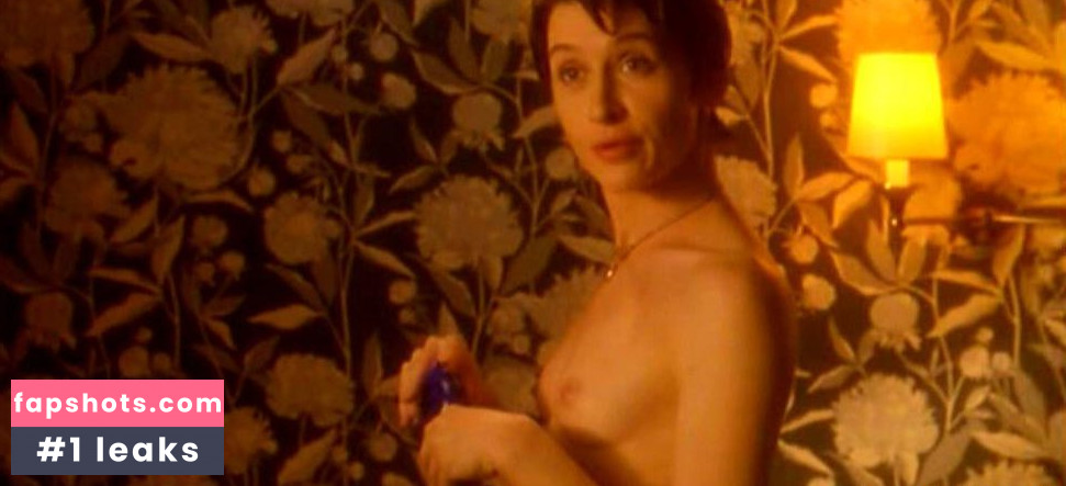 Anne Brochet gallery photo #23