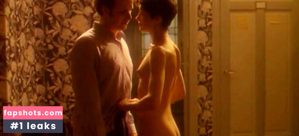 Anne Brochet gallery photo #26