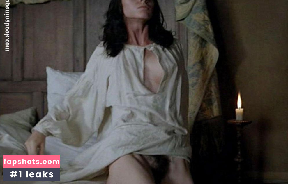 Anne Brochet gallery photo #28