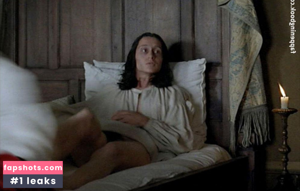 Anne Brochet gallery photo #32