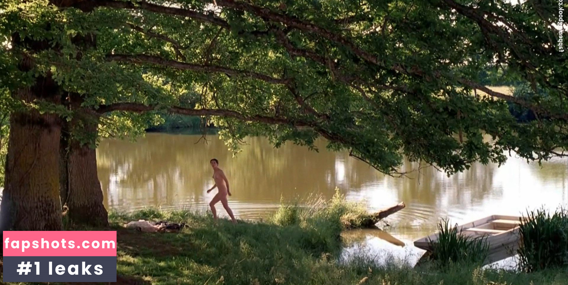 Anne Brochet gallery photo #5