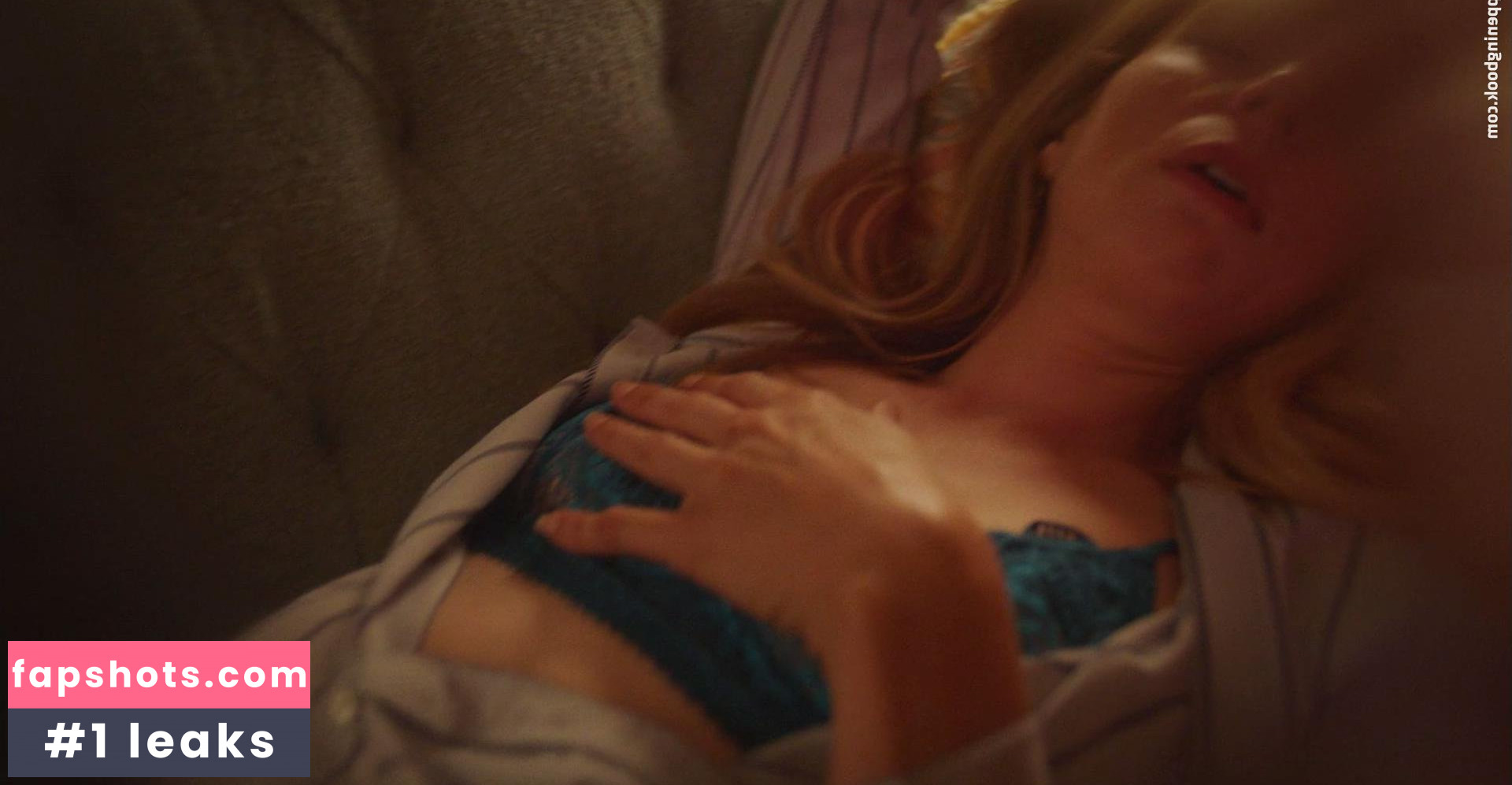 Anne Dudek Nude Leaks OnlyFans Photos #18 - LeakJerk