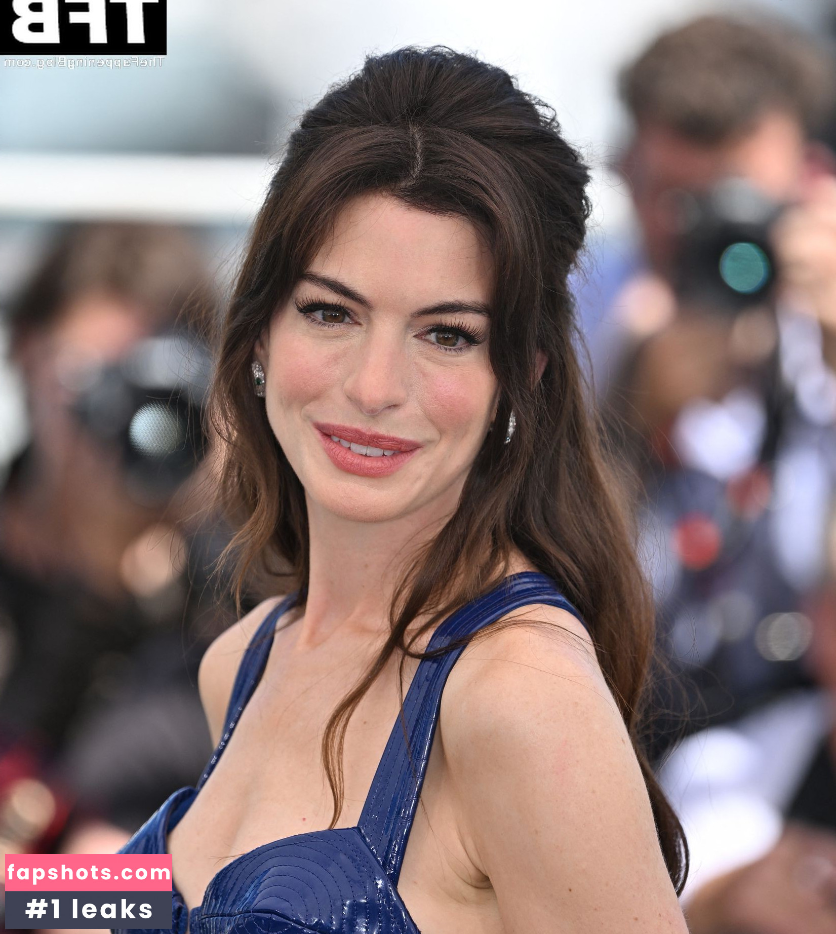 Anne Hathaway gallery photo #1001