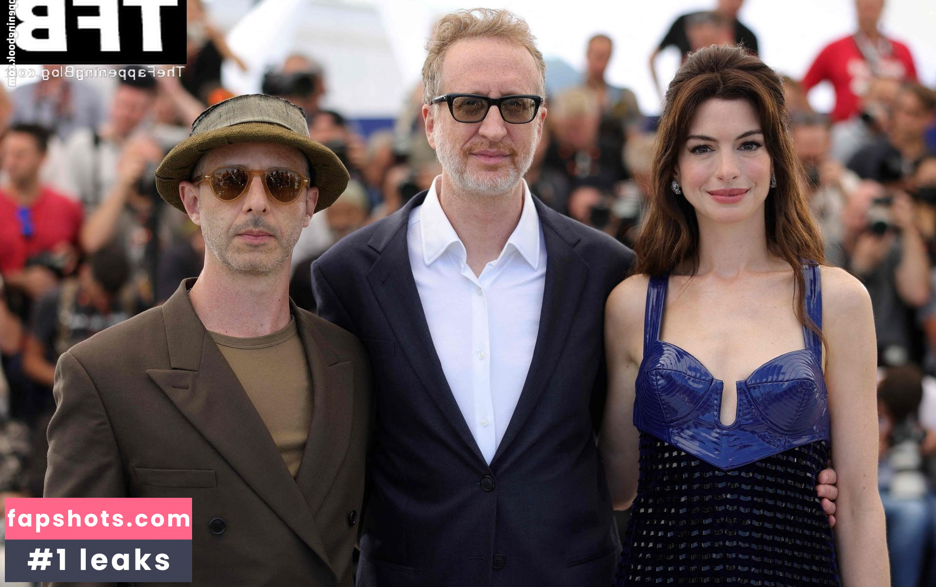 Anne Hathaway gallery photo #1088