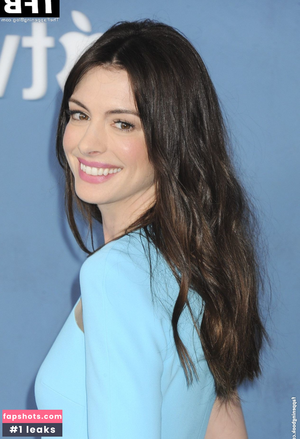 Anne Hathaway gallery photo #1160