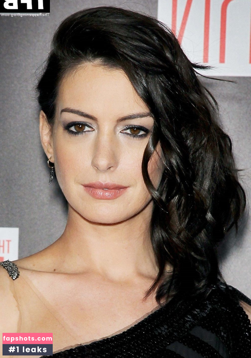 Anne Hathaway gallery photo #1328