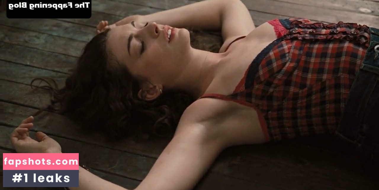 Anne Hathaway gallery photo #1418