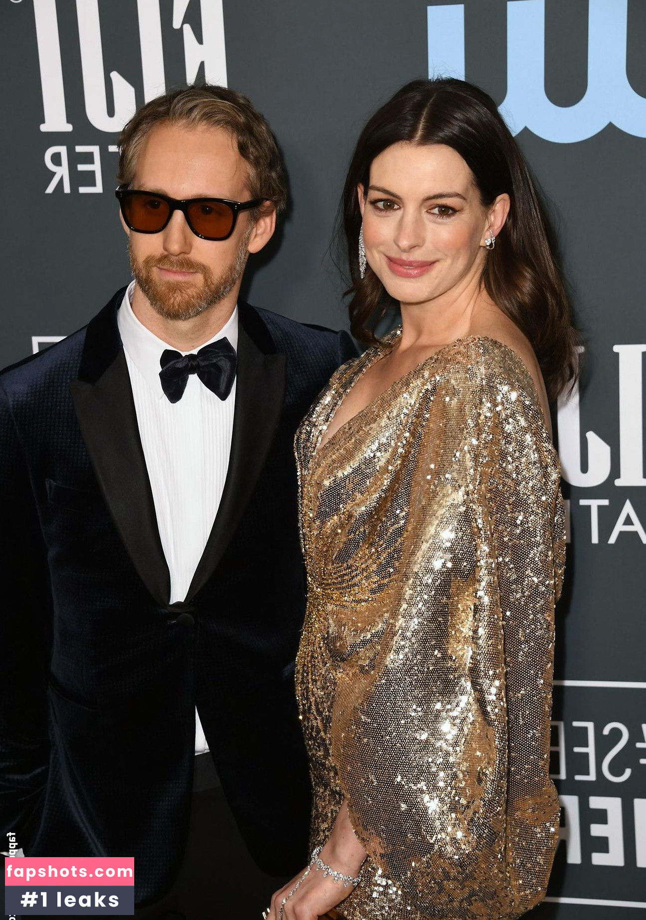 Anne Hathaway gallery photo #1434