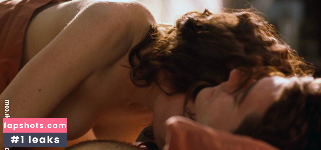 Anne Hathaway gallery photo #1486