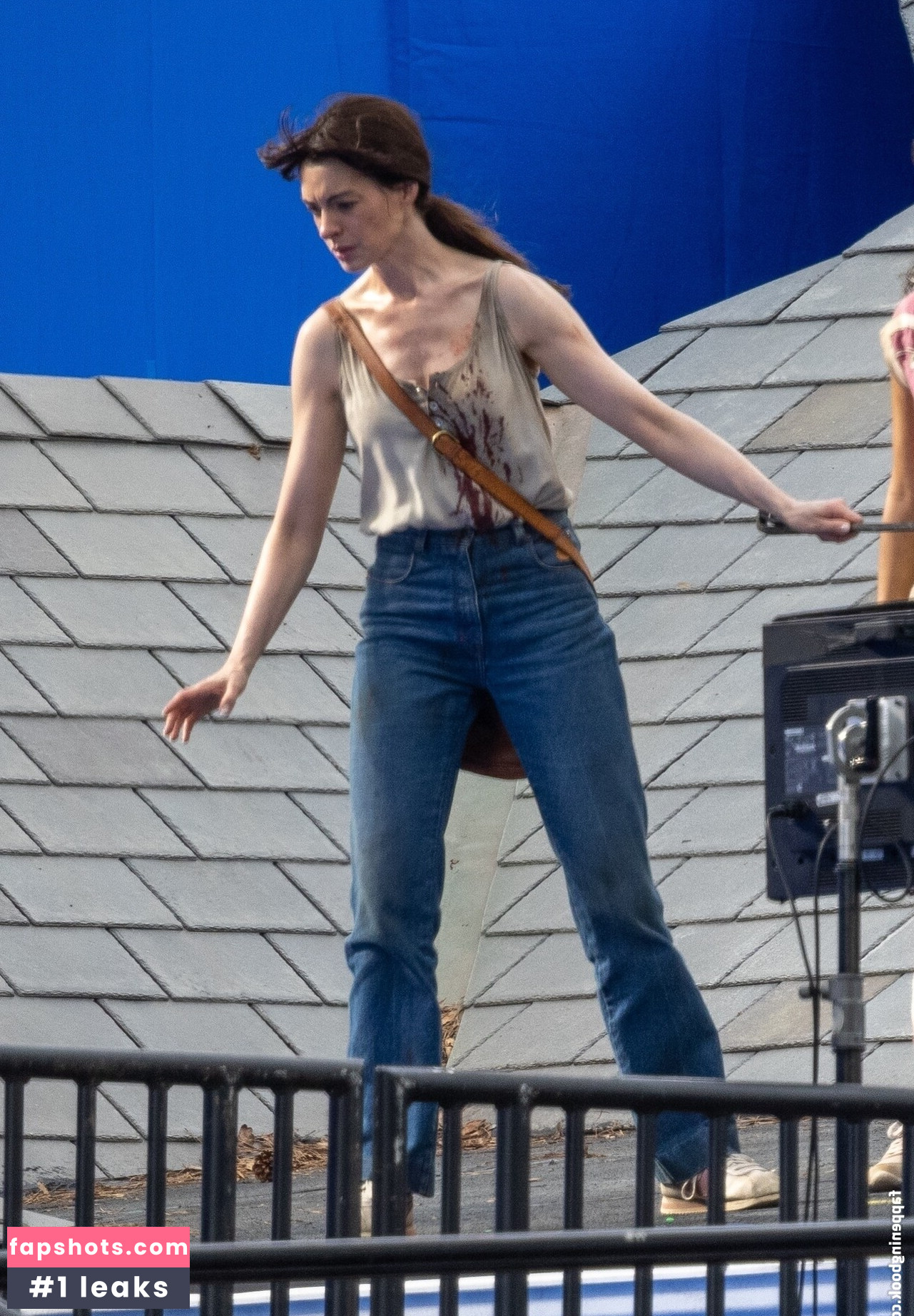 Anne Hathaway gallery photo #150