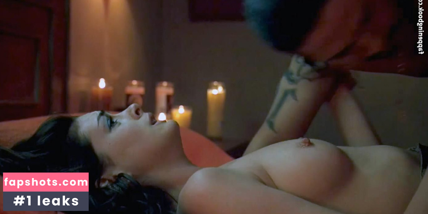 Anne Hathaway gallery photo #1500