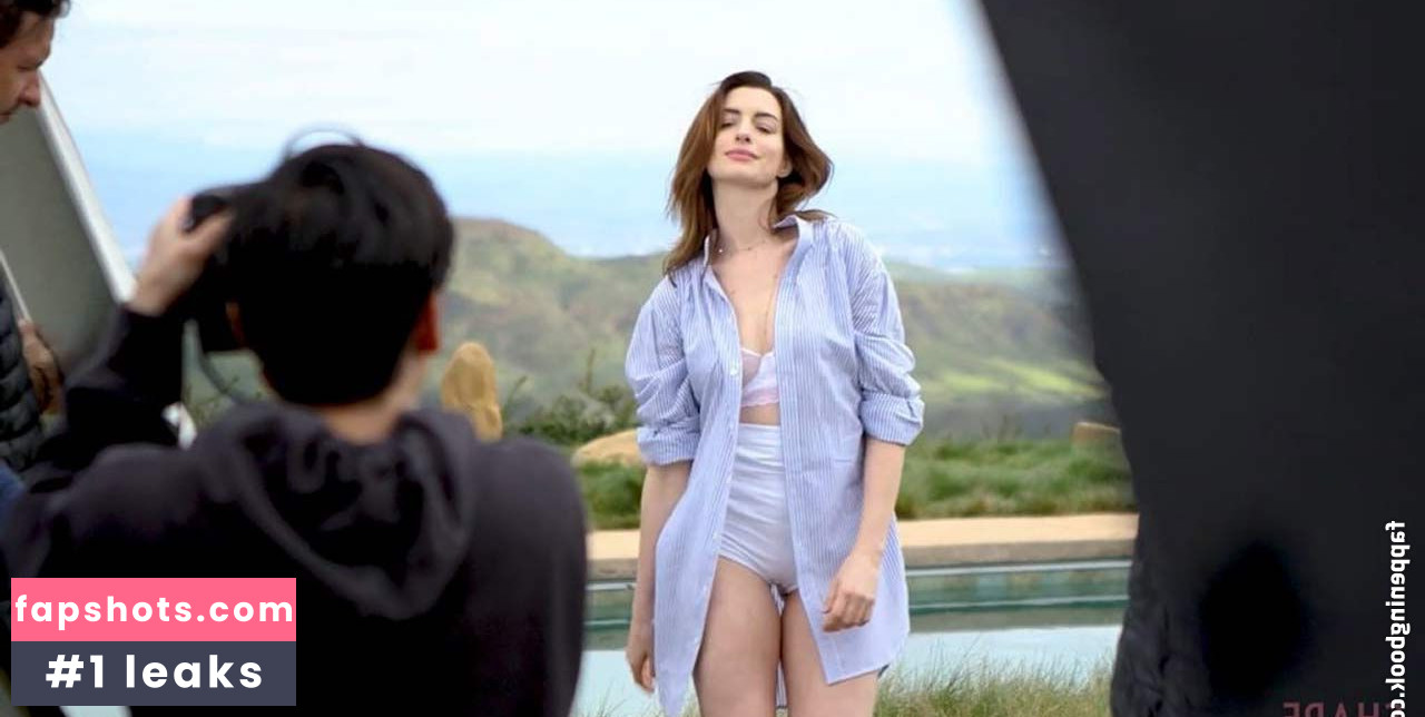 Anne Hathaway gallery photo #1518