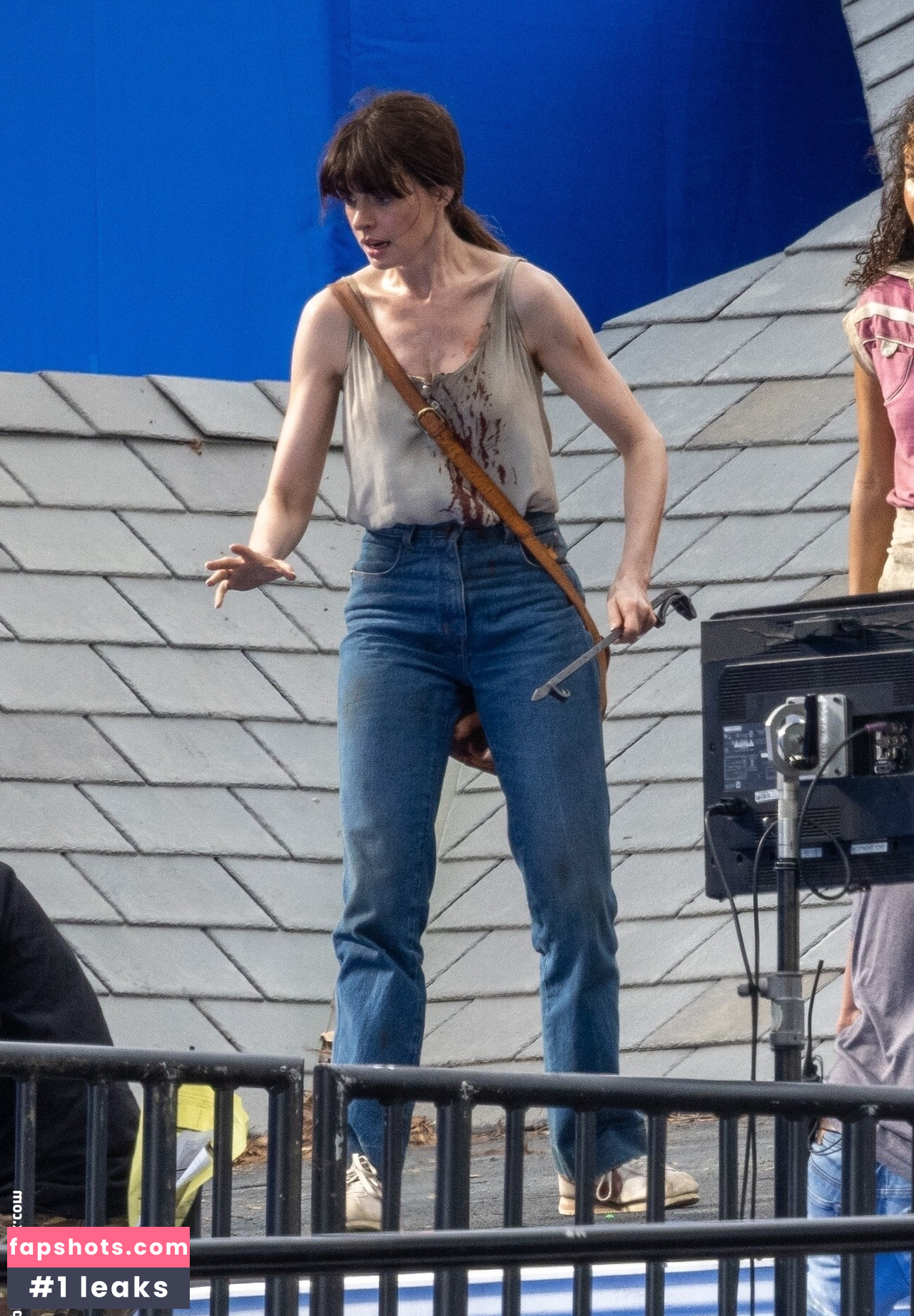 Anne Hathaway gallery photo #153