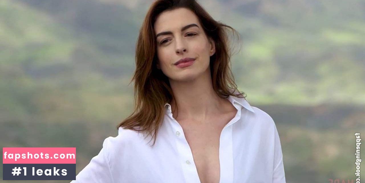 Anne Hathaway gallery photo #1528