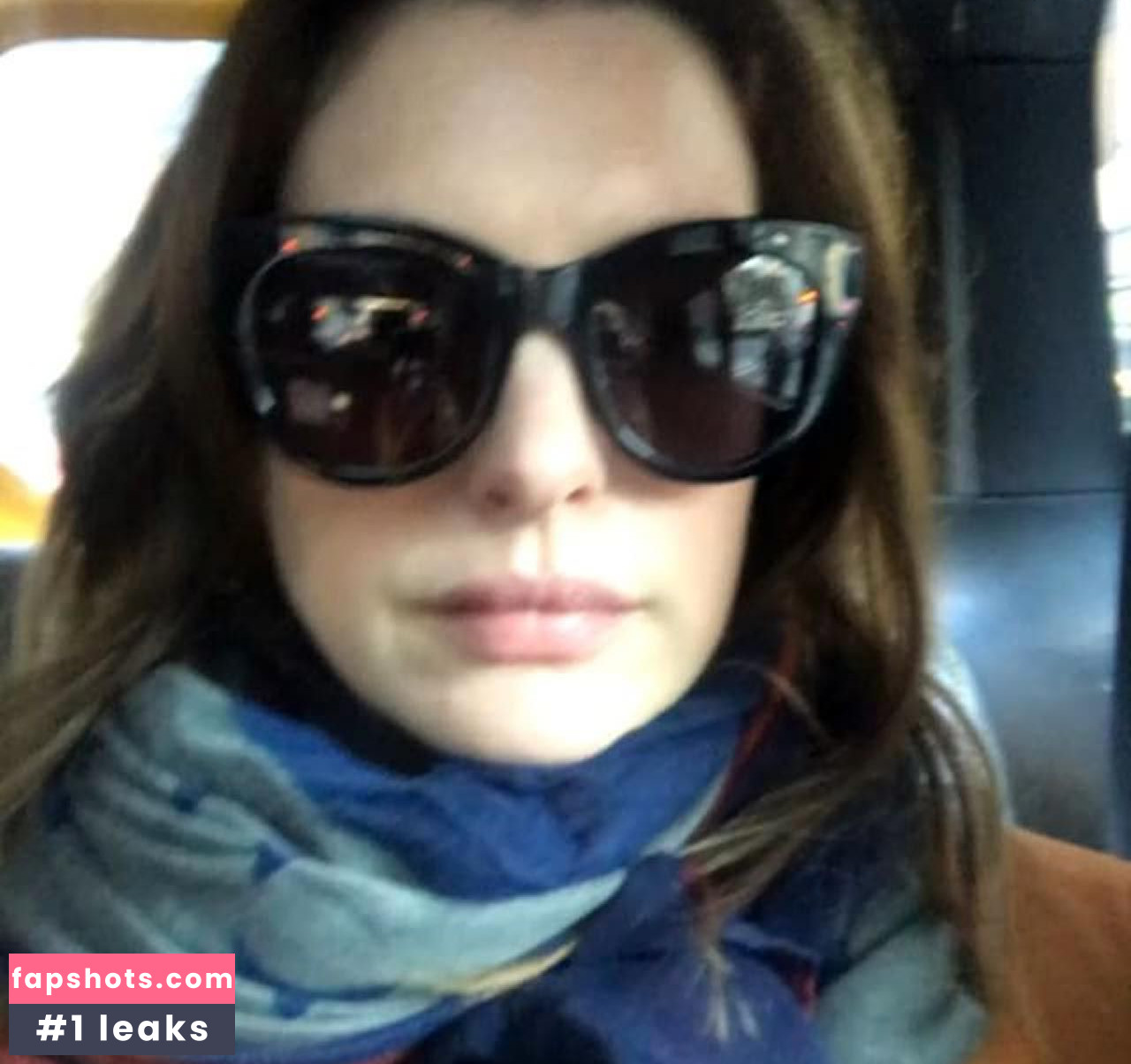 Anne Hathaway gallery photo #1551