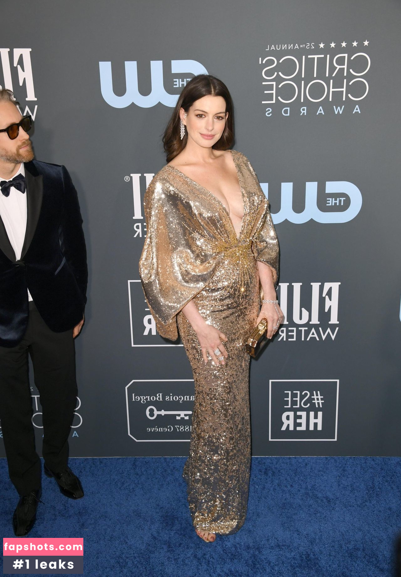 Anne Hathaway gallery photo #1573