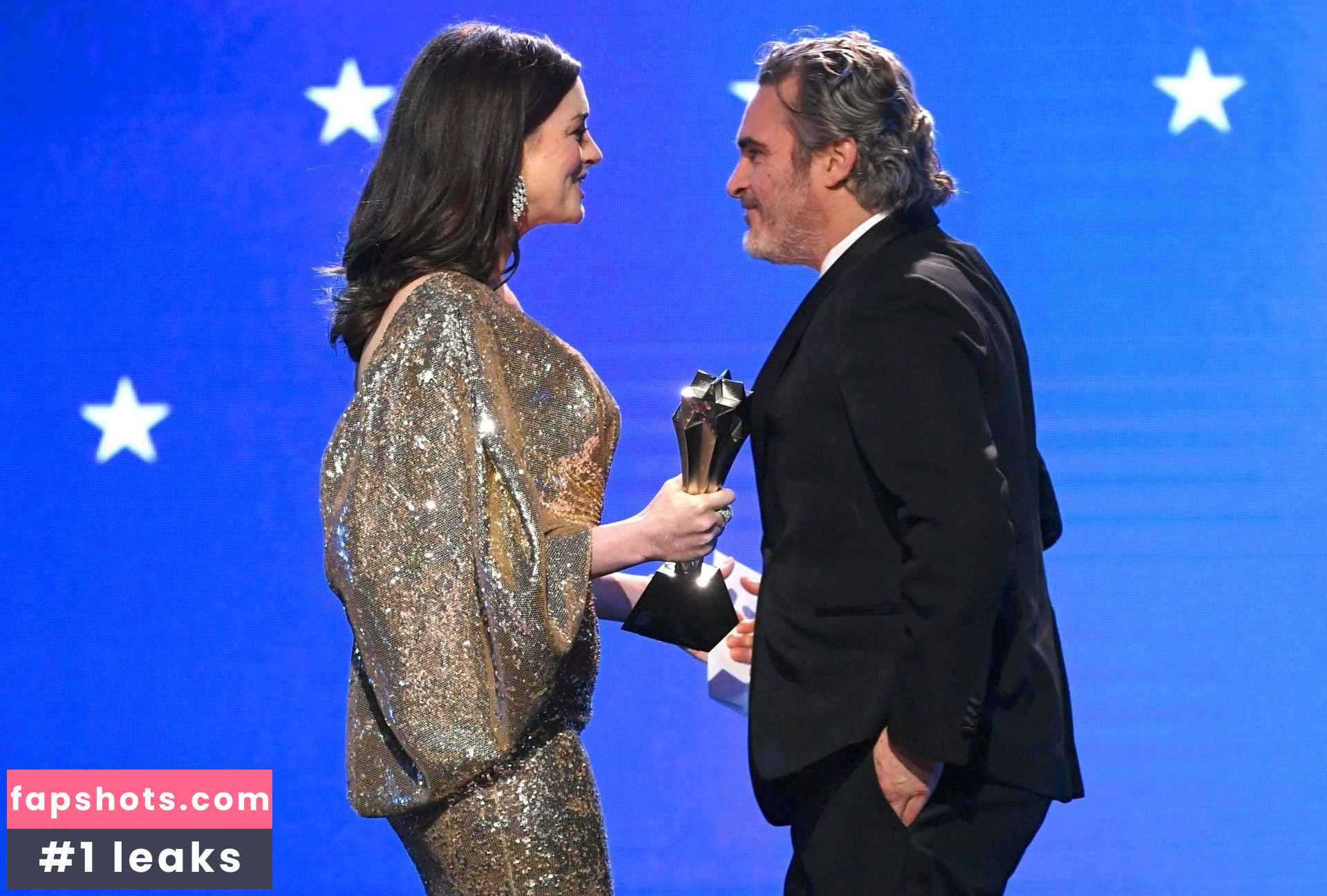 Anne Hathaway gallery photo #1617