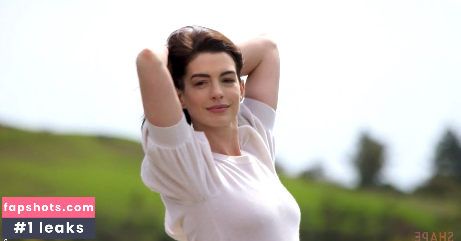 Anne Hathaway gallery photo #1674