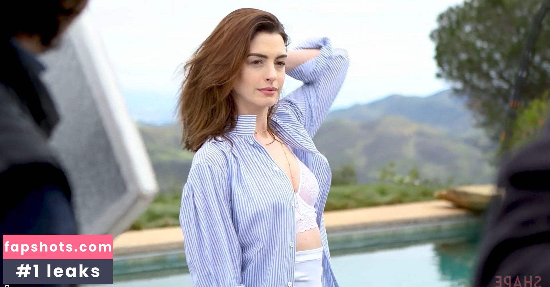 Anne Hathaway gallery photo #1704