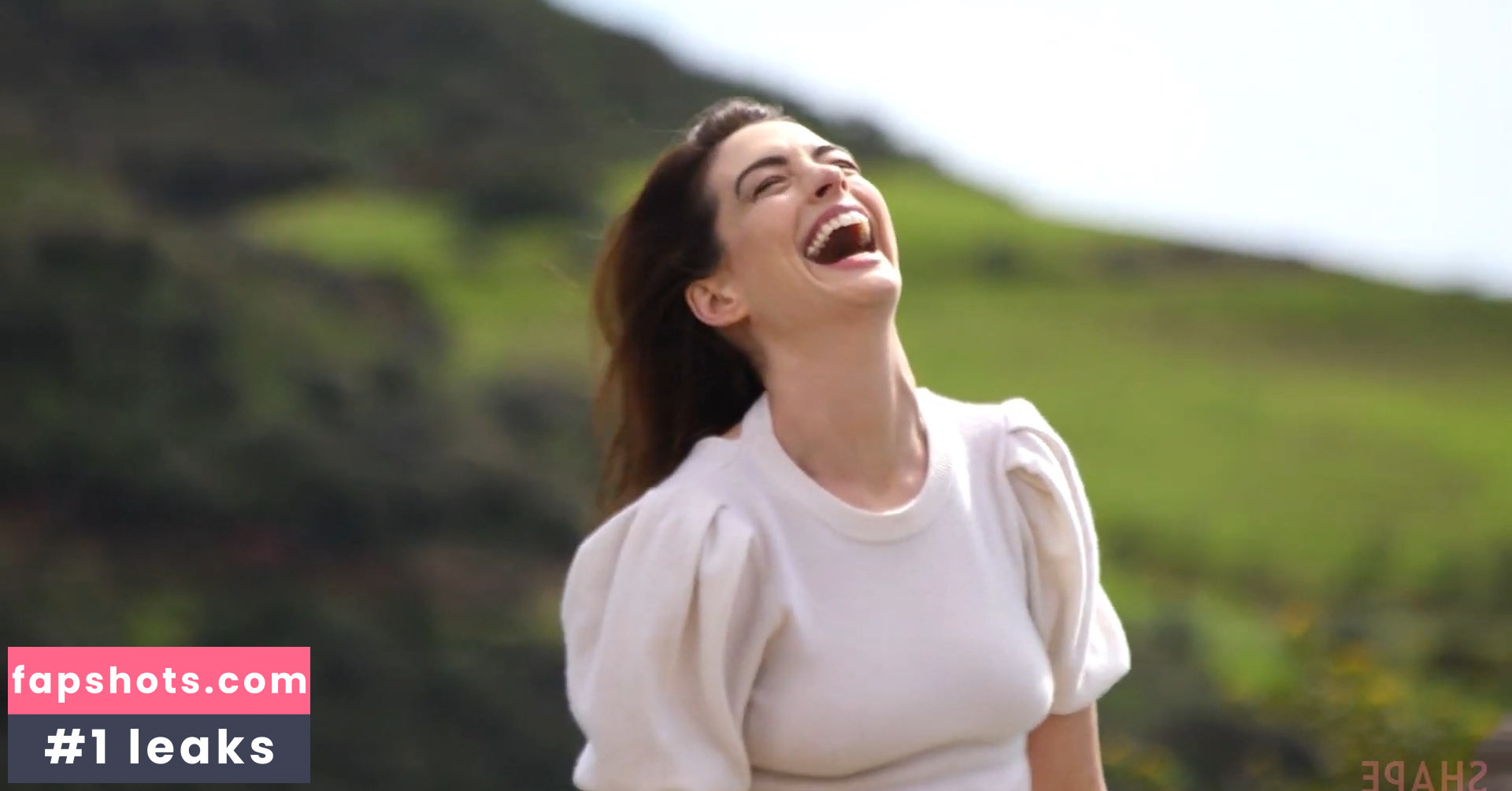 Anne Hathaway gallery photo #1708